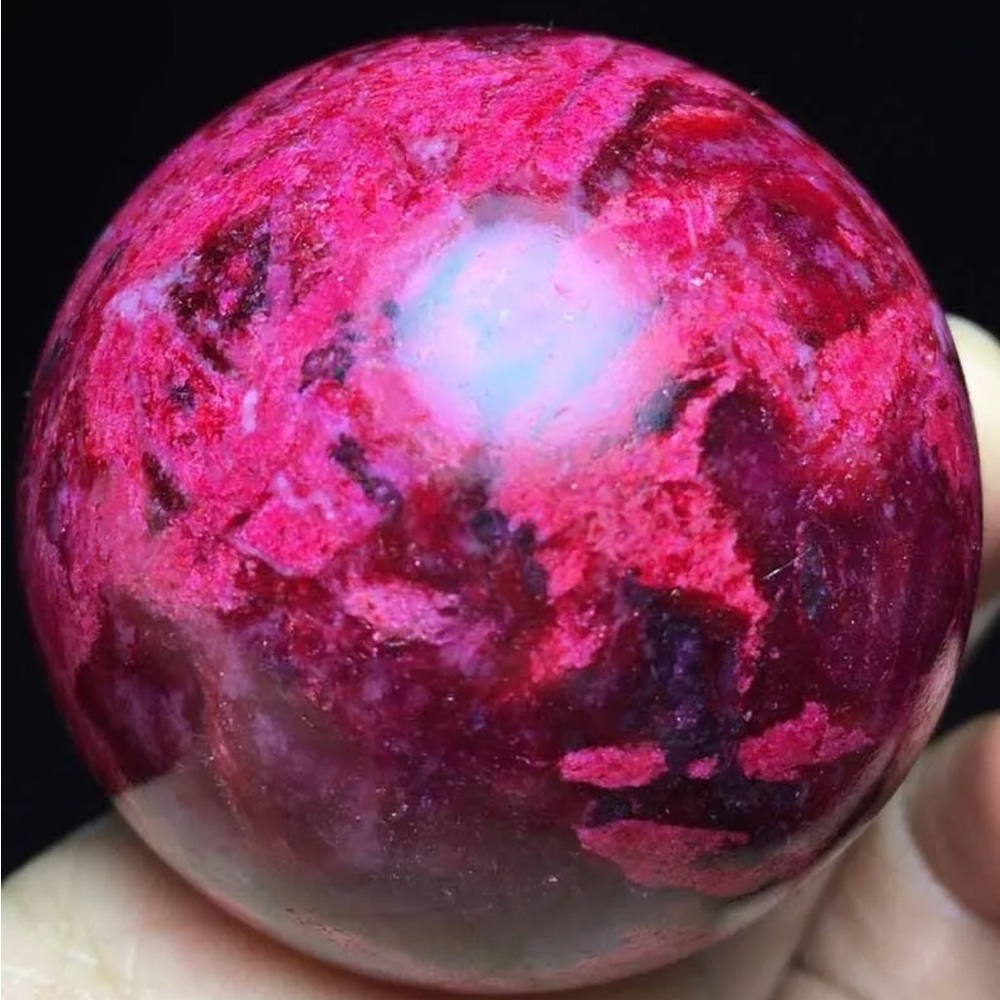 Plum blossom jade gemstone spheres